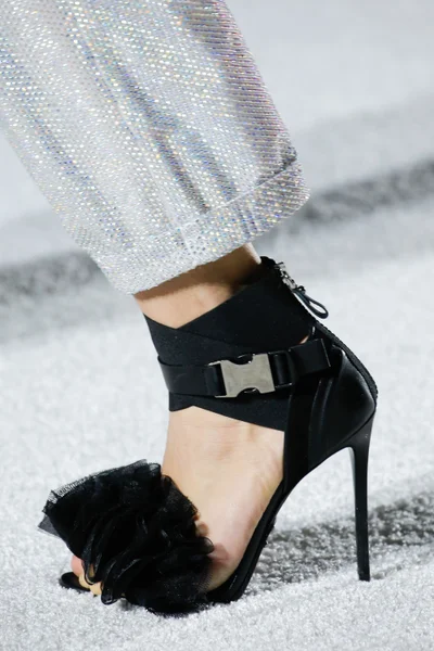 Look 9